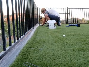 SYNLawn-artificial-grass-installation-DIY-how-to-guide